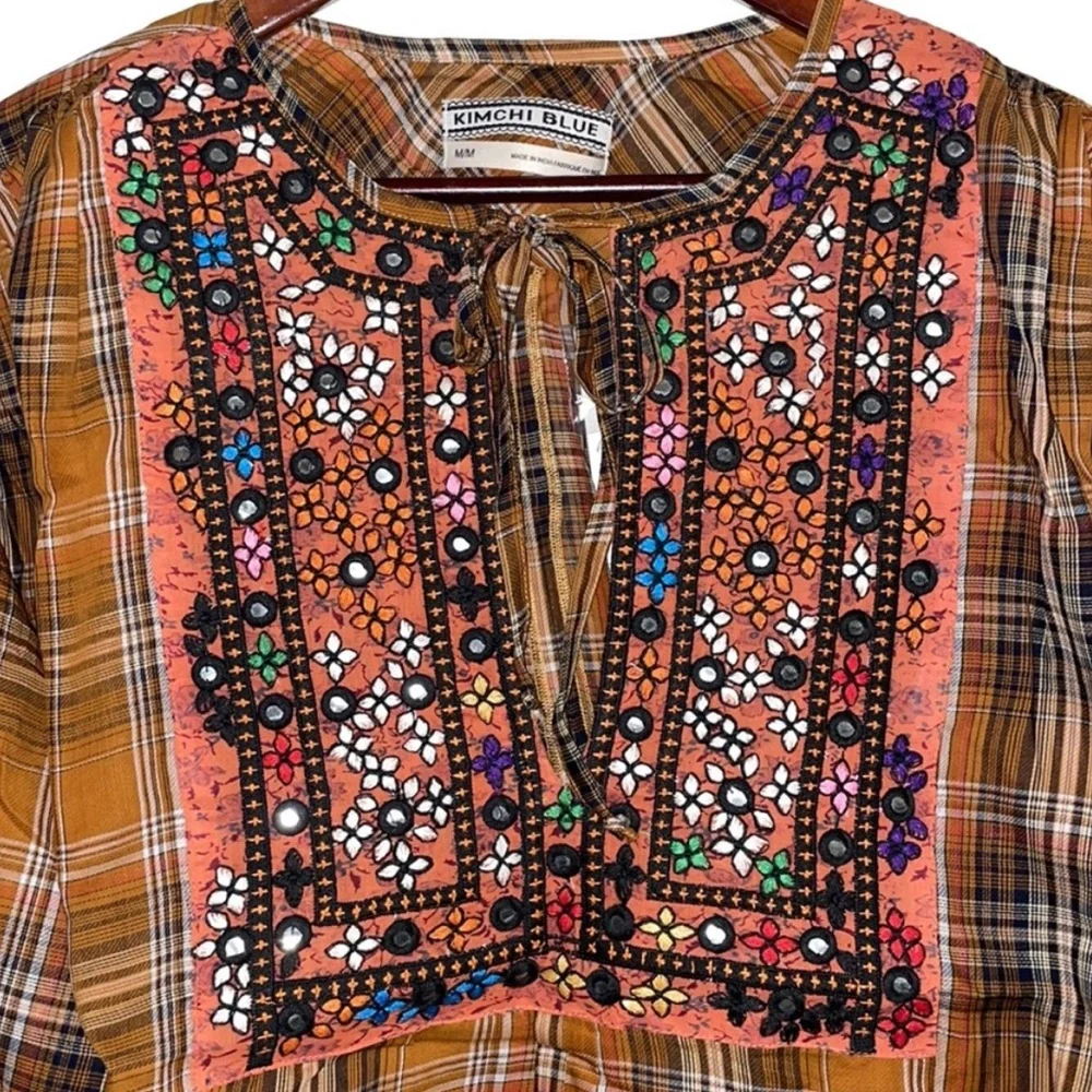 🧱 {PRICE FIRM} UO Kimchi Blue Ryder Embroidered Plaid Top - Picture 5 of 8